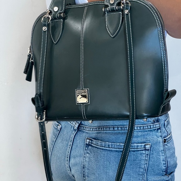 Dooney bourke purse - Picture 4 of 4